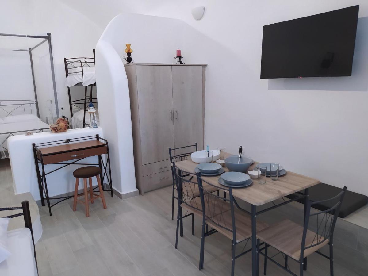 Mentoras' Complex Apartment Emporio  Ngoại thất bức ảnh