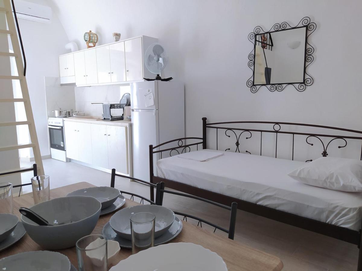 Mentoras' Complex Apartment Emporio  Ngoại thất bức ảnh