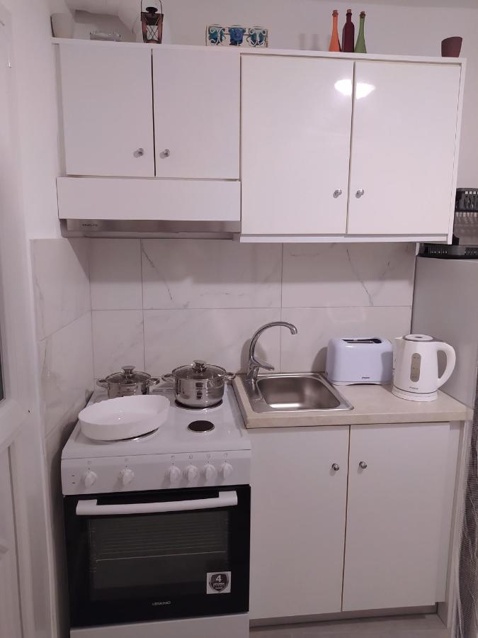 Mentoras' Complex Apartment Emporio  Ngoại thất bức ảnh