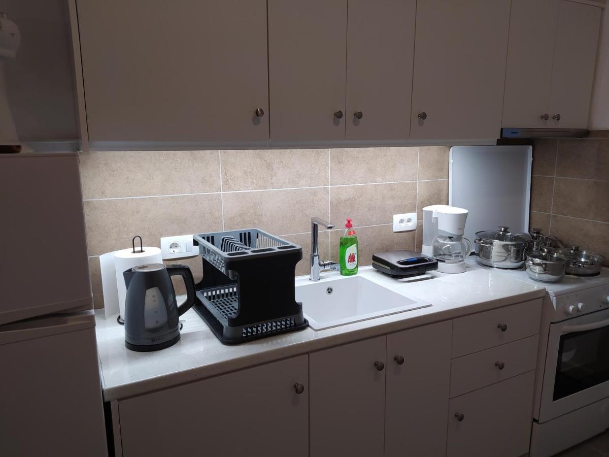 Mentoras' Complex Apartment Emporio  Ngoại thất bức ảnh