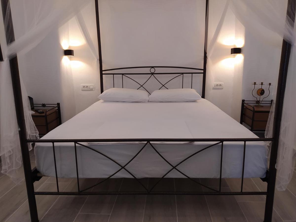 Mentoras' Complex Apartment Emporio  Ngoại thất bức ảnh